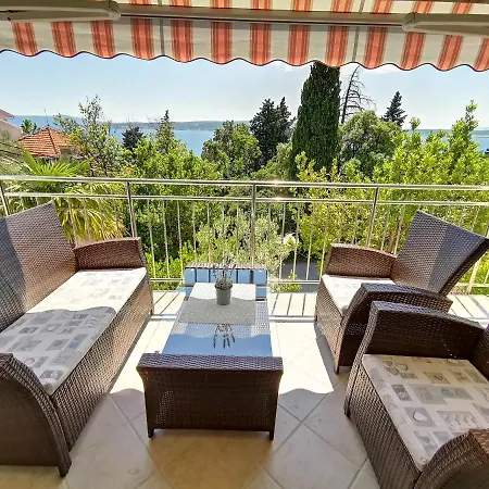 Villa Sara Crikvenica Exterior photo